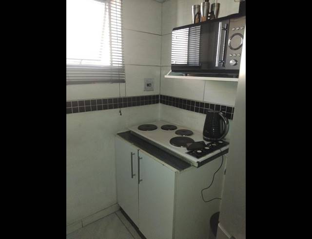 1 BEDROOM APARTMENT FOR SALE IN PRETORIA WEST